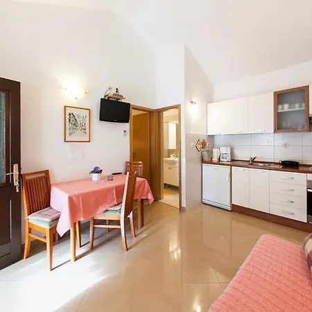 Apartament Ivan